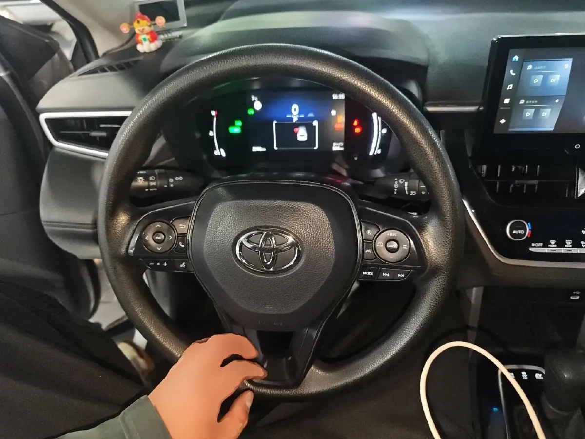 2023 Toyota Corolla Cross 2.0L 152HP L4 E-CVT Hybrid,autocango,china used car exporter,china ev exporter,chinese used car exporter,chinese used ev exporter