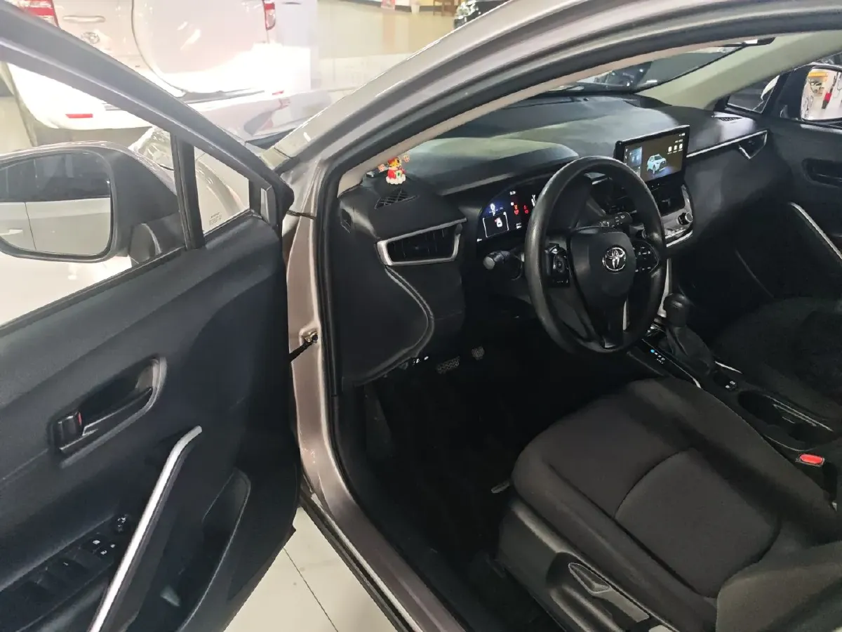 2023 Toyota Corolla Cross 2.0L 152HP L4 E-CVT Hybrid,autocango,china used car exporter,china ev exporter,chinese used car exporter,chinese used ev exporter