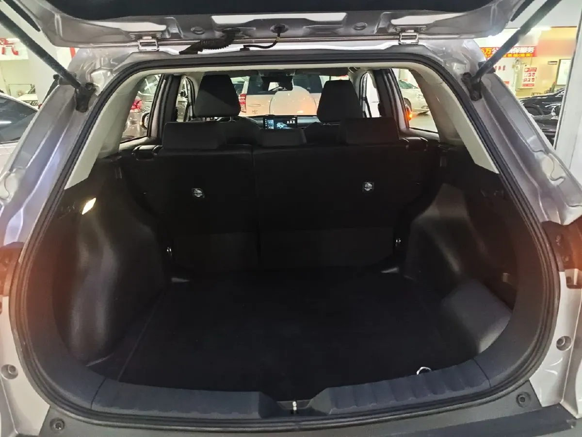 2023 Toyota Corolla Cross 2.0L 152HP L4 E-CVT Hybrid,autocango,china used car exporter,china ev exporter,chinese used car exporter,chinese used ev exporter