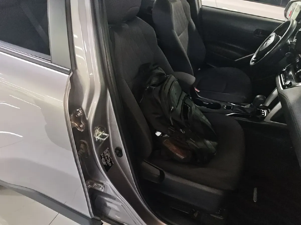 2023 Toyota Corolla Cross 2.0L 152HP L4 E-CVT Hybrid,autocango,china used car exporter,china ev exporter,chinese used car exporter,chinese used ev exporter