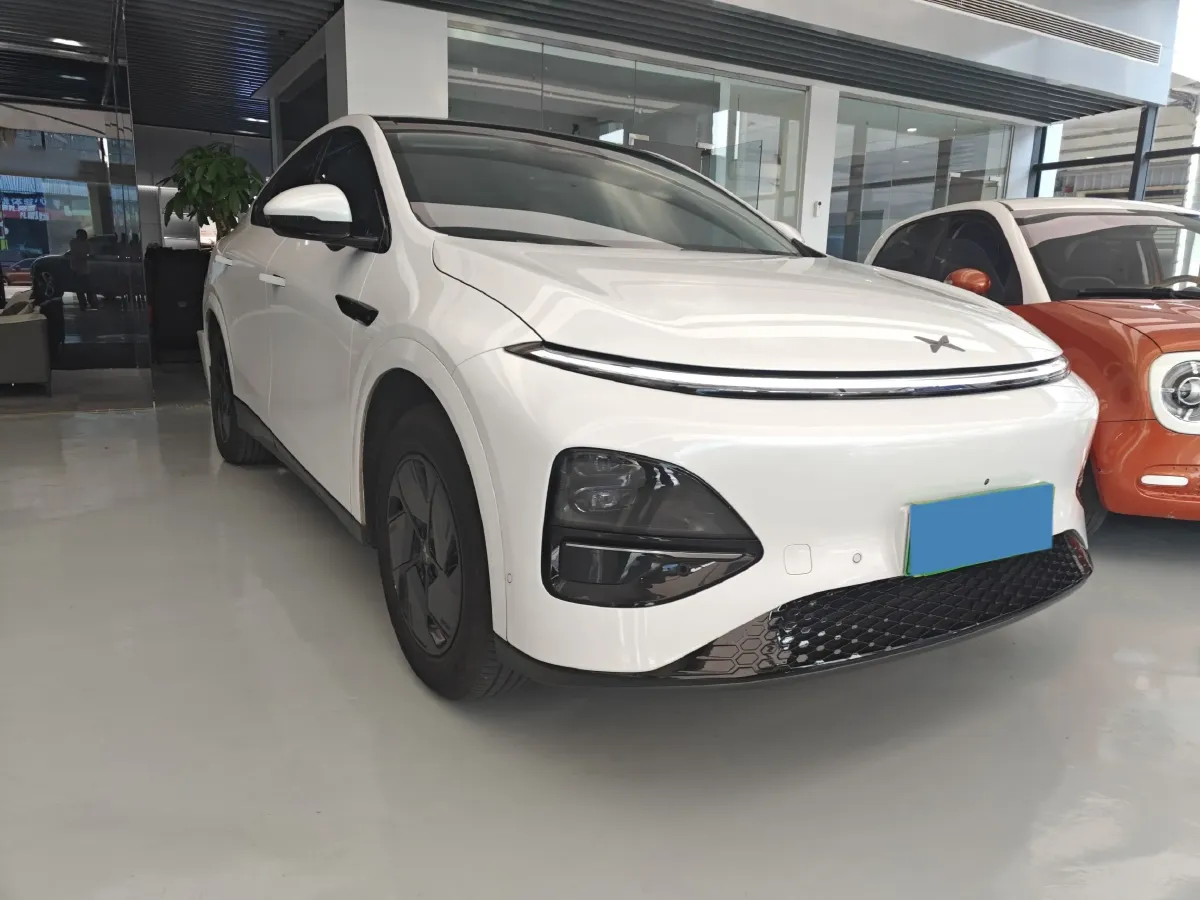 2025 Xpeng G6 BEV 68.5KWH,autocango,china used car exporter,china ev exporter,chinese used car exporter,chinese used ev exporter