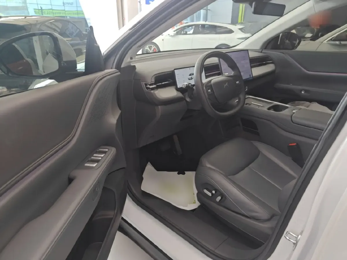 2025 Xpeng G6 BEV 68.5KWH,autocango,china used car exporter,china ev exporter,chinese used car exporter,chinese used ev exporter