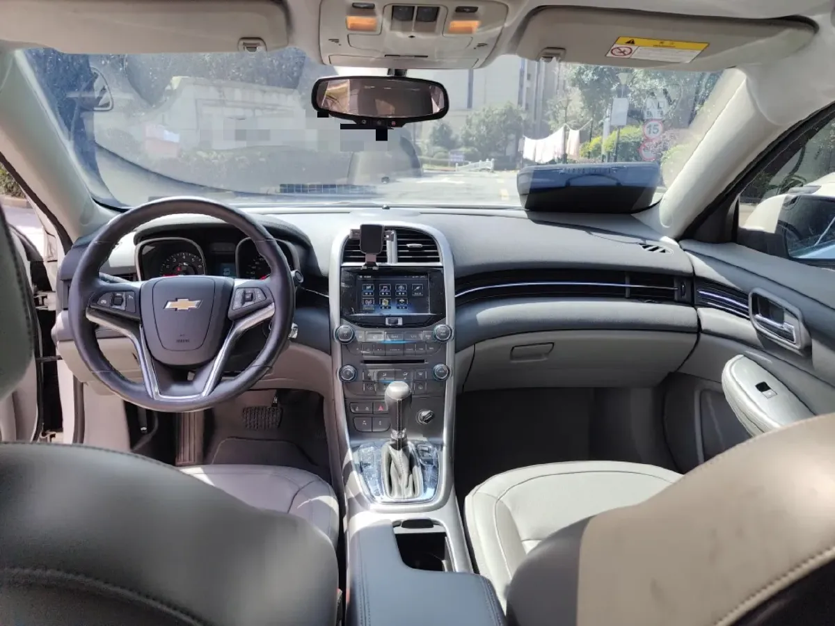 2014 Chevrolet Malibu 2.0L 154HP L4 6AT,autocango,china used car exporter,china ev exporter,chinese used car exporter,chinese used ev exporter