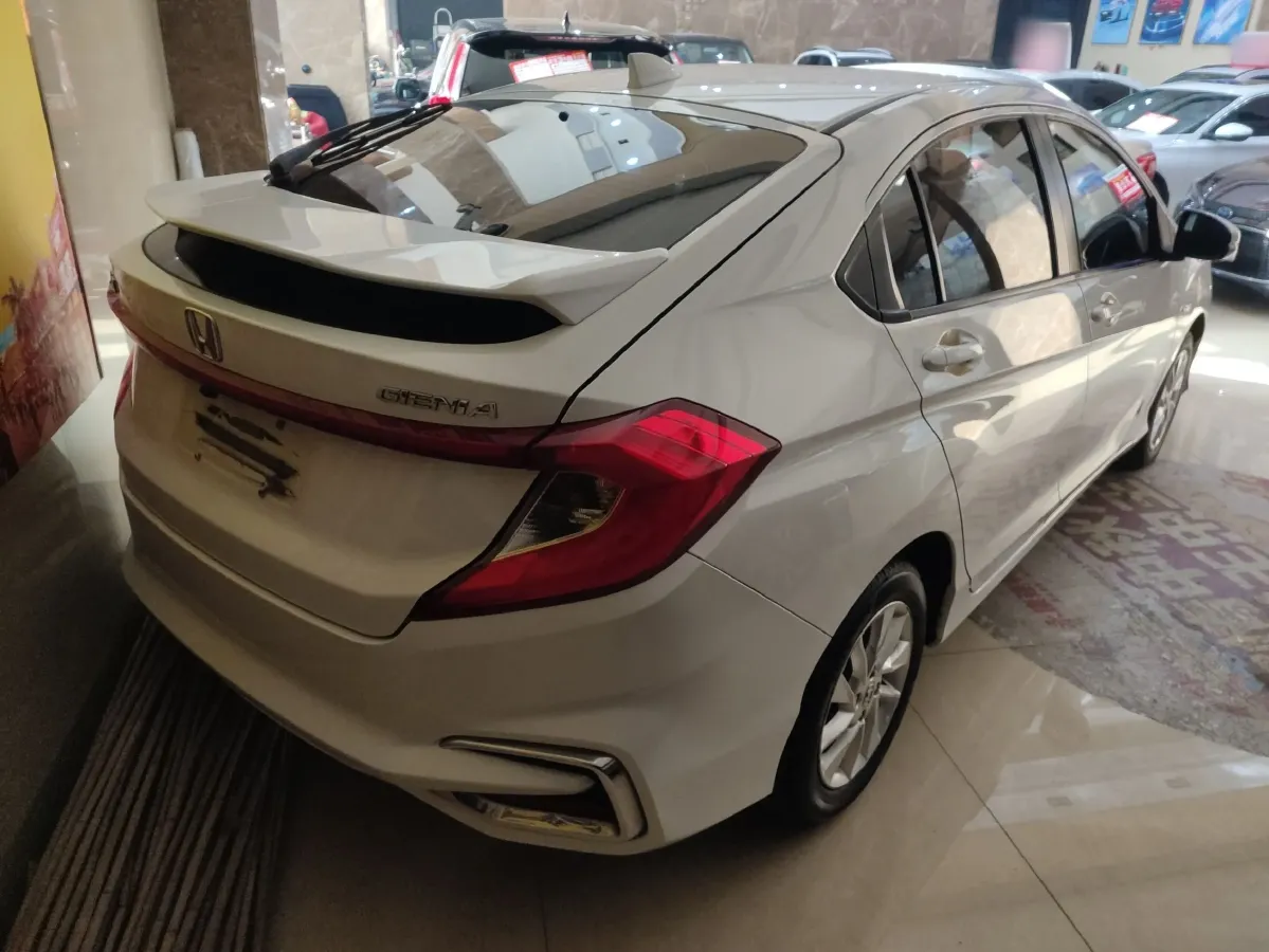 2017 Honda Gienia 1.5L 131HP L4 CVT,autocango,china used car exporter,china ev exporter,chinese used car exporter,chinese used ev exporter