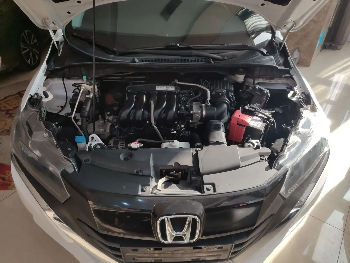 2017 Honda Gienia 1.5L 131HP L4 CVT,autocango,china used car exporter,china ev exporter,chinese used car exporter,chinese used ev exporter