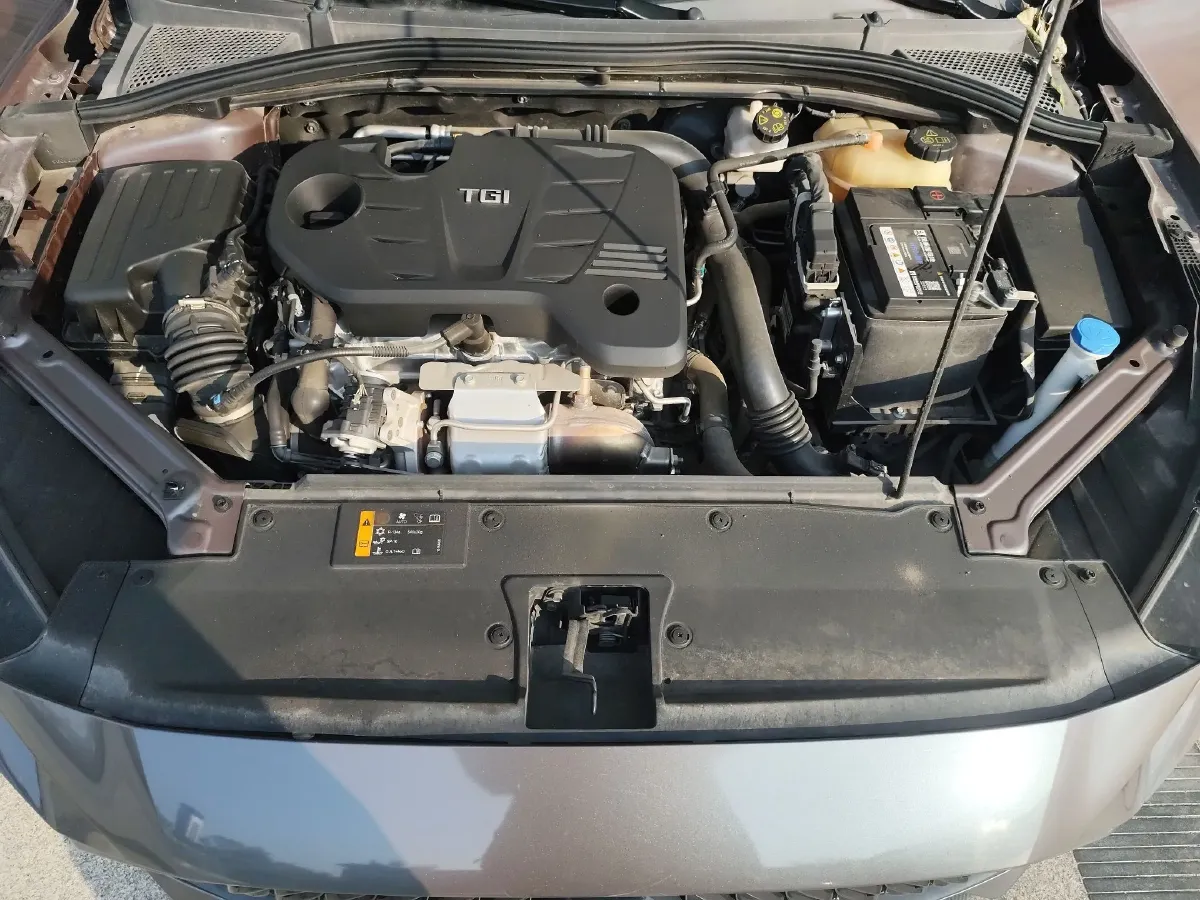 2021 MG 5 1.5T 173HP L4 7DCT,autocango,china used car exporter,china ev exporter,chinese used car exporter,chinese used ev exporter