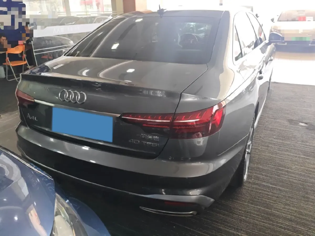 2023 Audi A4L 2.0T 190HP L4 7DCT,autocango,china used car exporter,china ev exporter,chinese used car exporter,chinese used ev exporter