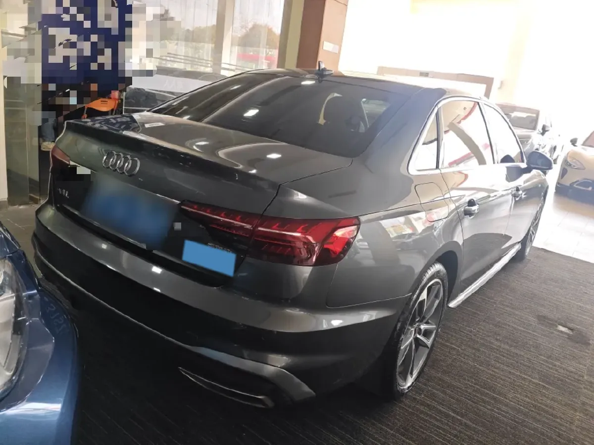 2023 Audi A4L 2.0T 190HP L4 7DCT,autocango,china used car exporter,china ev exporter,chinese used car exporter,chinese used ev exporter