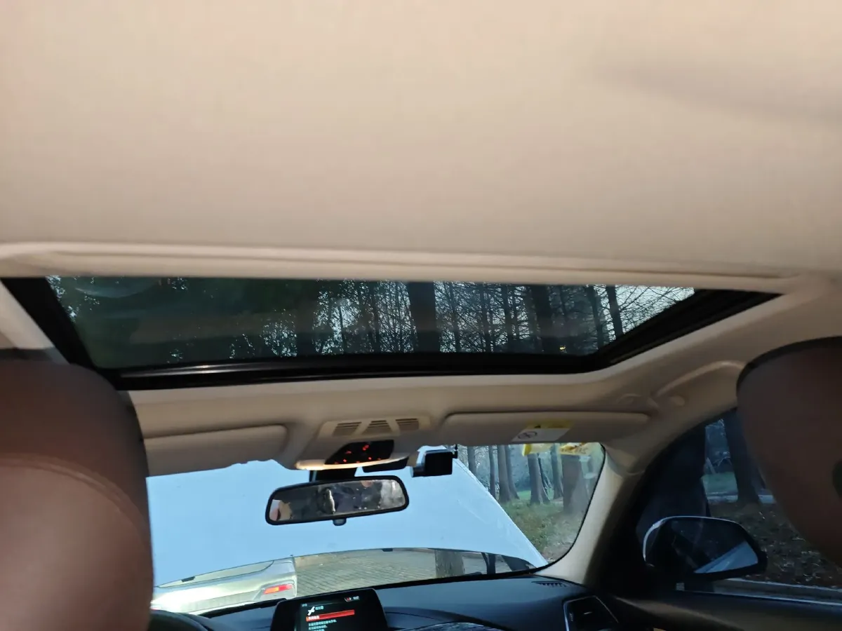 2018 BMW 3 Series 2.0T 184HP L4 8AT,autocango,china used car exporter,china ev exporter,chinese used car exporter,chinese used ev exporter