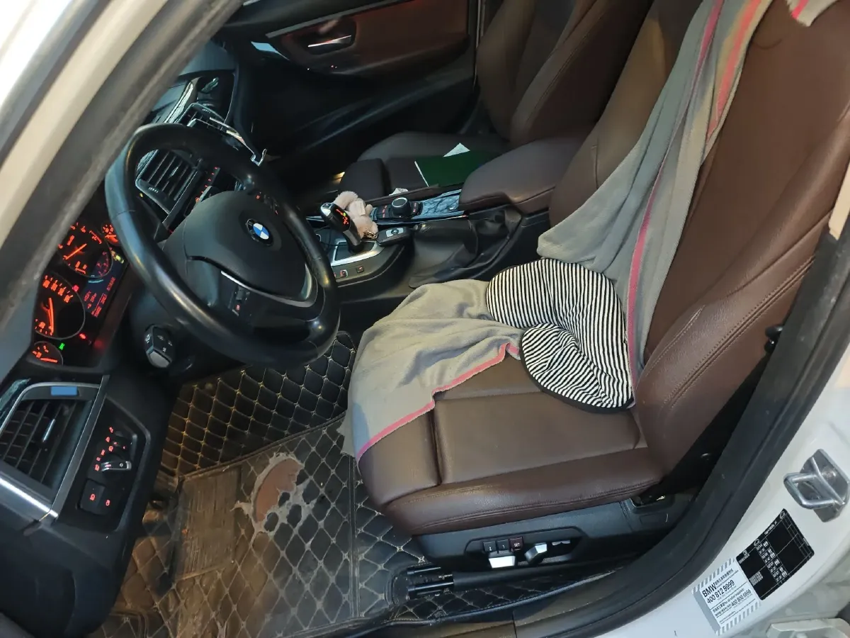 2018 BMW 3 Series 2.0T 184HP L4 8AT,autocango,china used car exporter,china ev exporter,chinese used car exporter,chinese used ev exporter