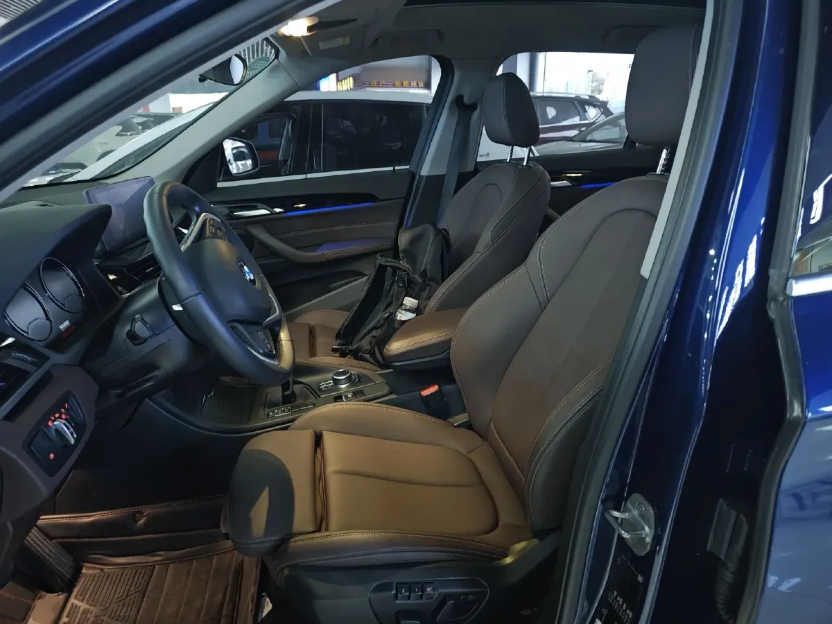 2020 BMW X1 2.0T 192HP L4 7DCT,autocango,china used car exporter,china ev exporter,chinese used car exporter,chinese used ev exporter