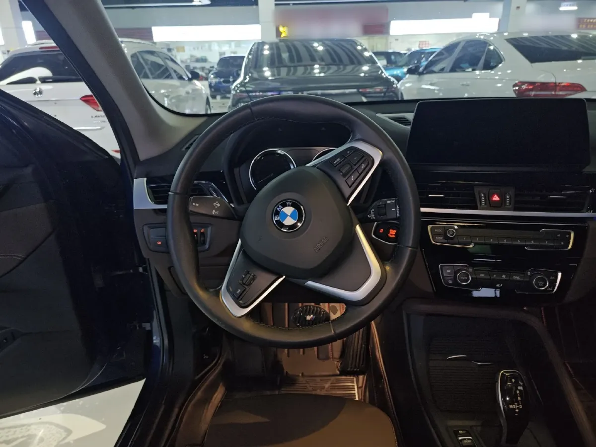 2020 BMW X1 2.0T 192HP L4 7DCT,autocango,china used car exporter,china ev exporter,chinese used car exporter,chinese used ev exporter