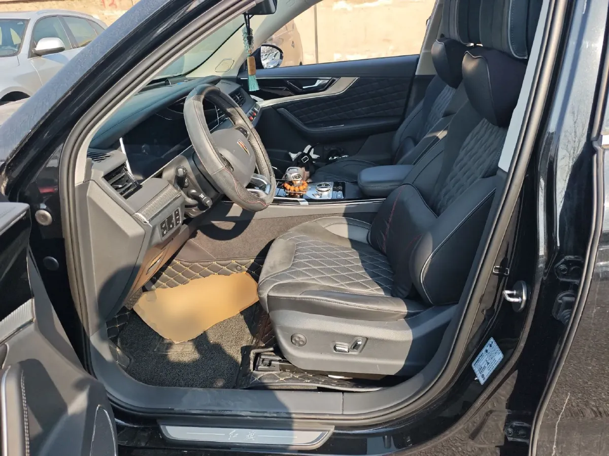 2019 HongQi HS5 2.0T 224HP L4 6AT,autocango,china used car exporter,china ev exporter,chinese used car exporter,chinese used ev exporter