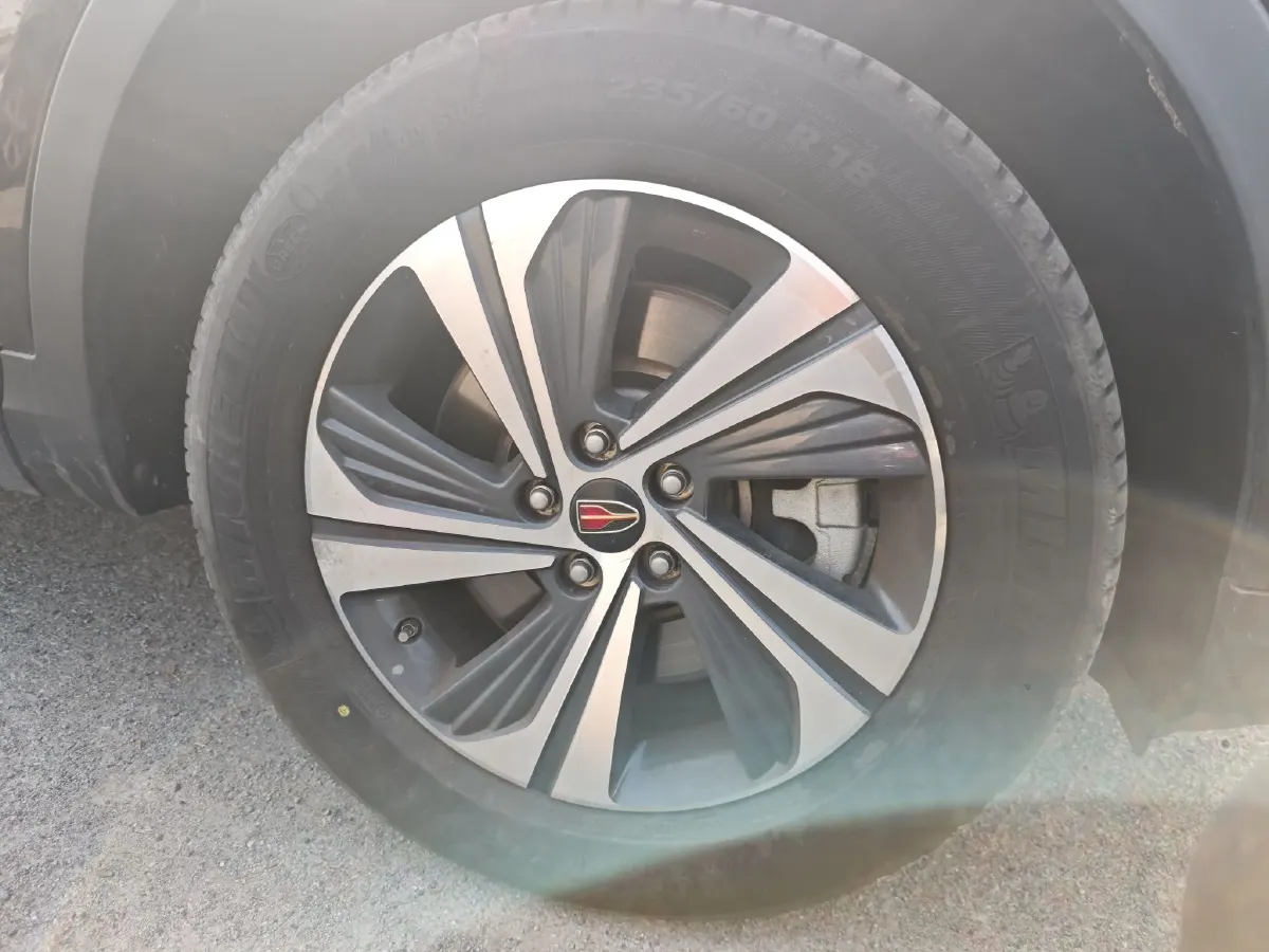 2019 HongQi HS5 2.0T 224HP L4 6AT,autocango,china used car exporter,china ev exporter,chinese used car exporter,chinese used ev exporter