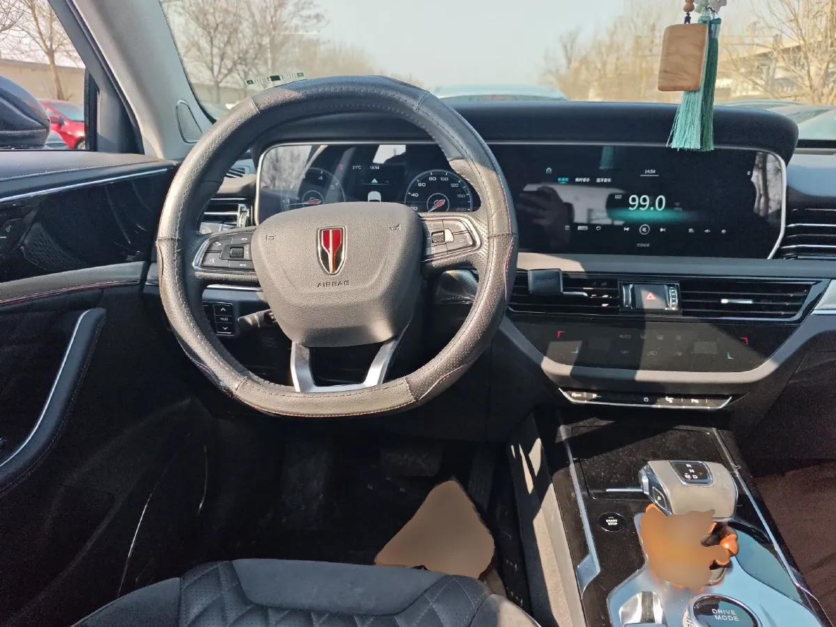 2019 HongQi HS5 2.0T 224HP L4 6AT,autocango,china used car exporter,china ev exporter,chinese used car exporter,chinese used ev exporter