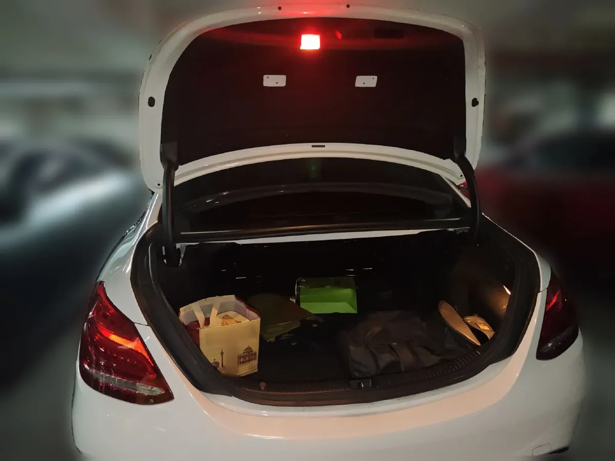 2017 Mercedes-Benz C Class 2.0T 184HP L4 9AT,autocango,china used car exporter,china ev exporter,chinese used car exporter,chinese used ev exporter