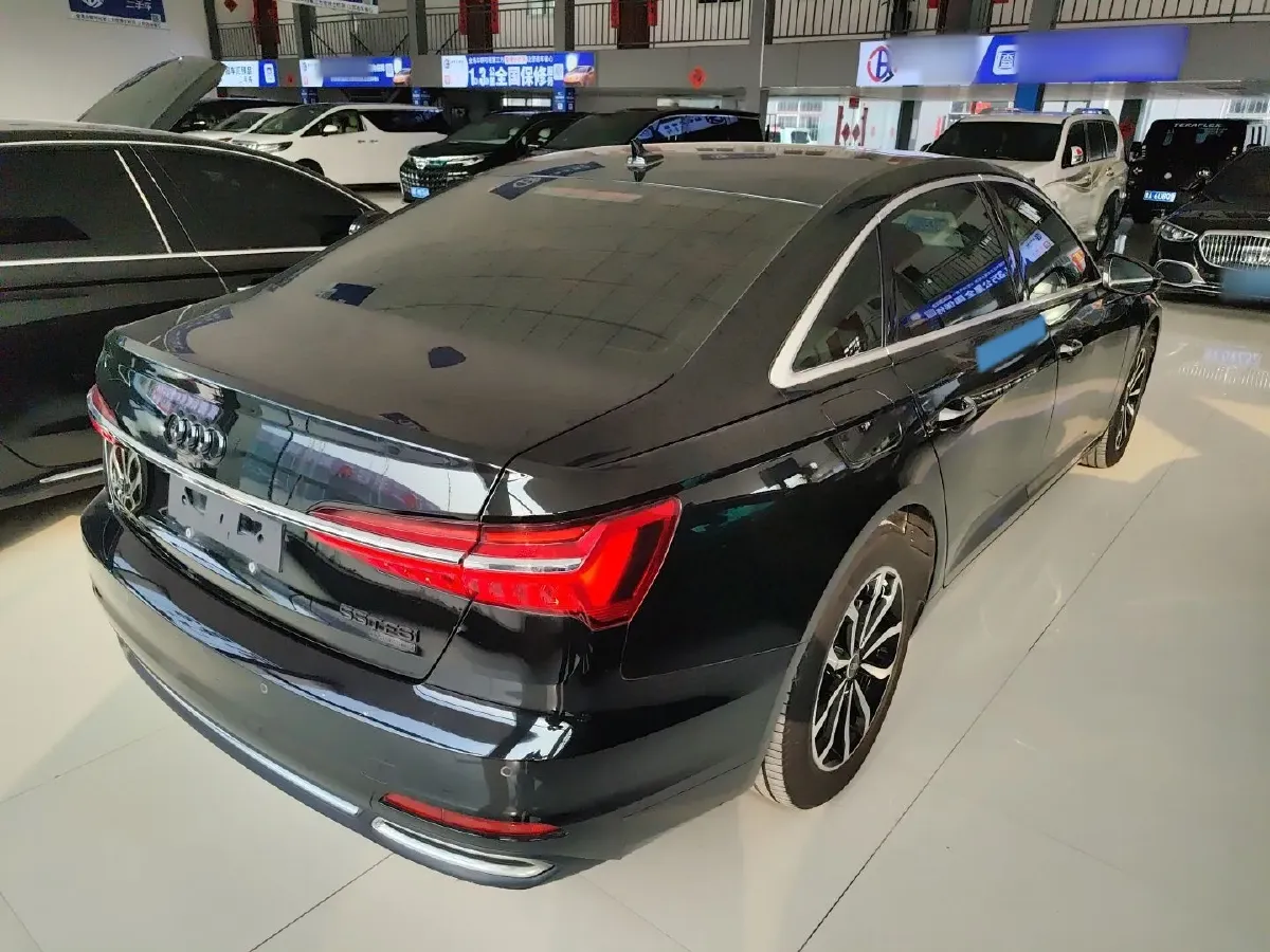 2022 Audi A6L 2.0T 190HP L4 7DCT,autocango,china used car exporter,china ev exporter,chinese used car exporter,chinese used ev exporter