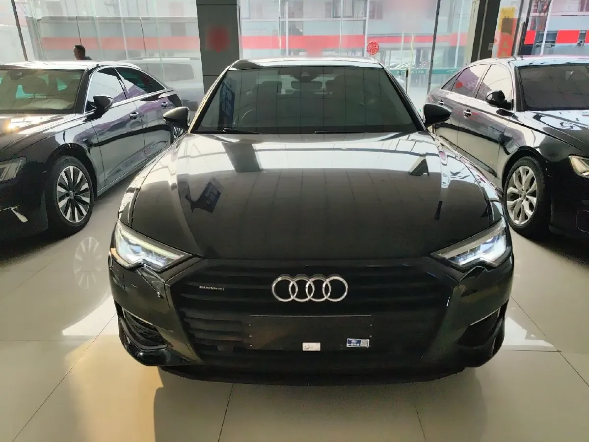 2022 Audi A6L 2.0T 190HP L4 7DCT,autocango,china used car exporter,china ev exporter,chinese used car exporter,chinese used ev exporter