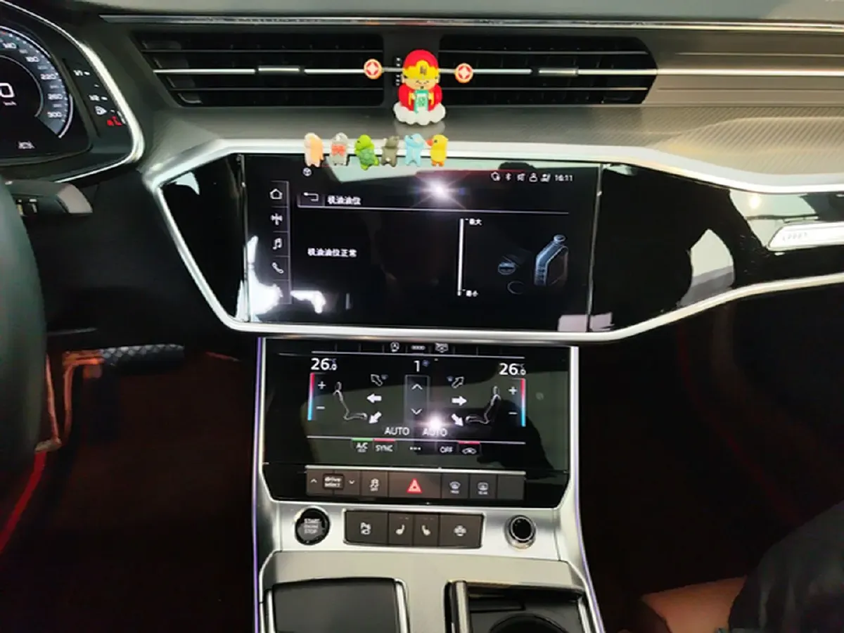 2022 Audi A6L 2.0T 190HP L4 7DCT,autocango,china used car exporter,china ev exporter,chinese used car exporter,chinese used ev exporter