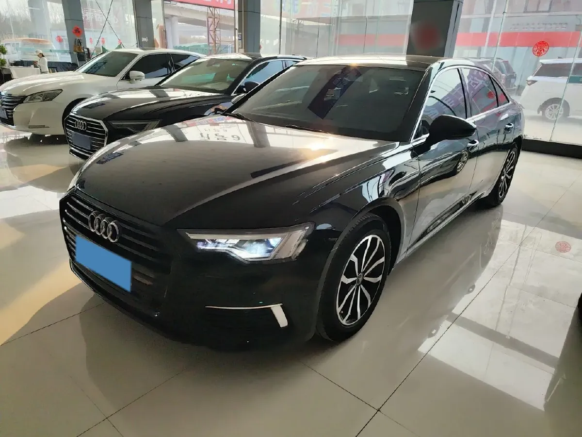 2022 Audi A6L 2.0T 190HP L4 7DCT,autocango,china used car exporter,china ev exporter,chinese used car exporter,chinese used ev exporter