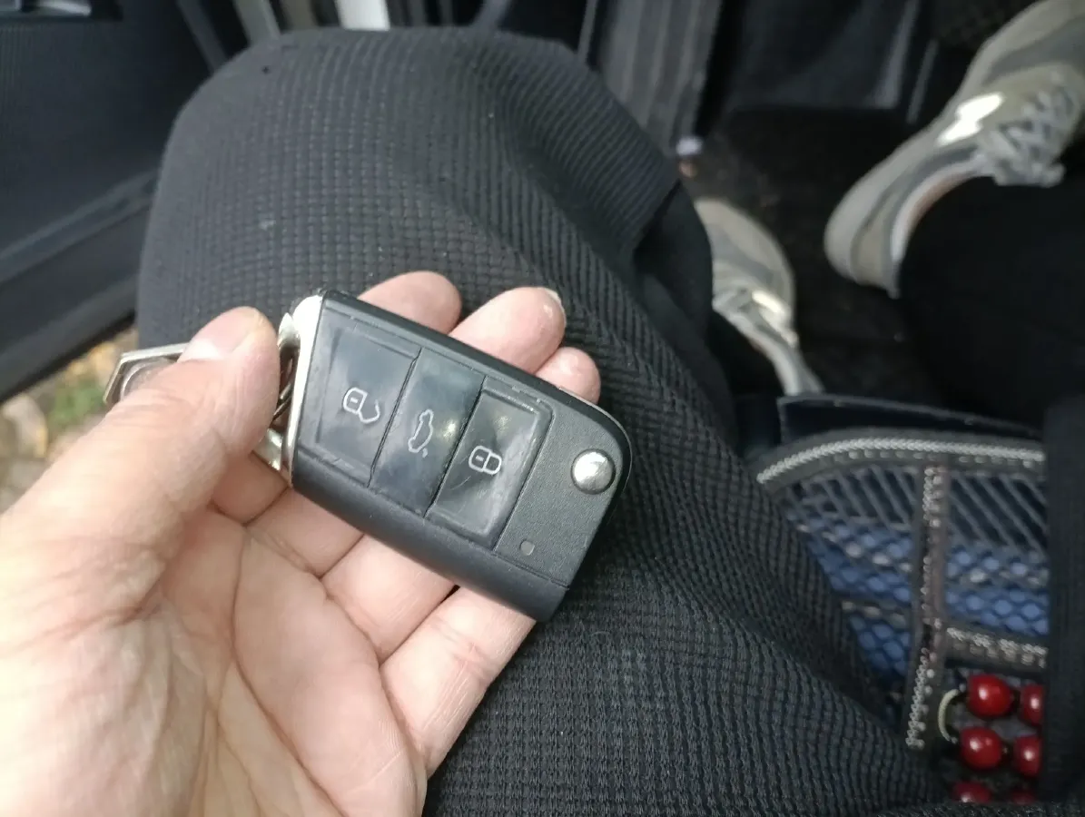 2017 Skoda Kodiak 1.8T 180HP L4 7DCT,autocango,china used car exporter,china ev exporter,chinese used car exporter,chinese used ev exporter