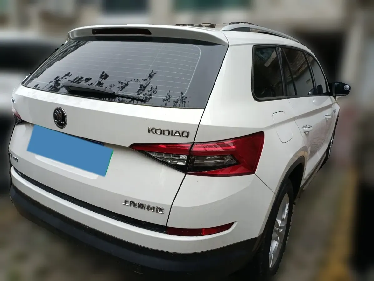 2017 Skoda Kodiak 1.8T 180HP L4 7DCT,autocango,china used car exporter,china ev exporter,chinese used car exporter,chinese used ev exporter
