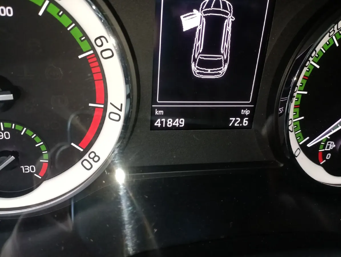 2017 Skoda Kodiak 1.8T 180HP L4 7DCT,autocango,china used car exporter,china ev exporter,chinese used car exporter,chinese used ev exporter