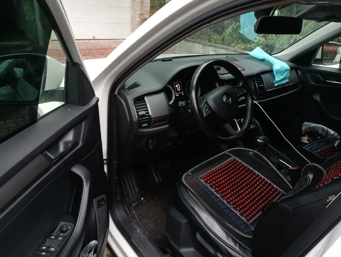 2017 Skoda Kodiak 1.8T 180HP L4 7DCT,autocango,china used car exporter,china ev exporter,chinese used car exporter,chinese used ev exporter