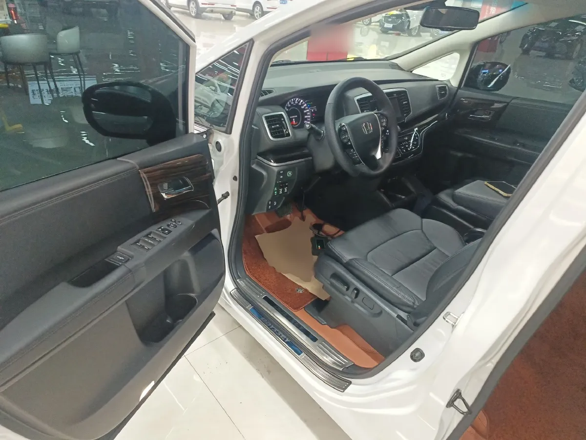 2018 Honda Odyssey 2.4L 186HP L4 CVT,autocango,china used car exporter,china ev exporter,chinese used car exporter,chinese used ev exporter