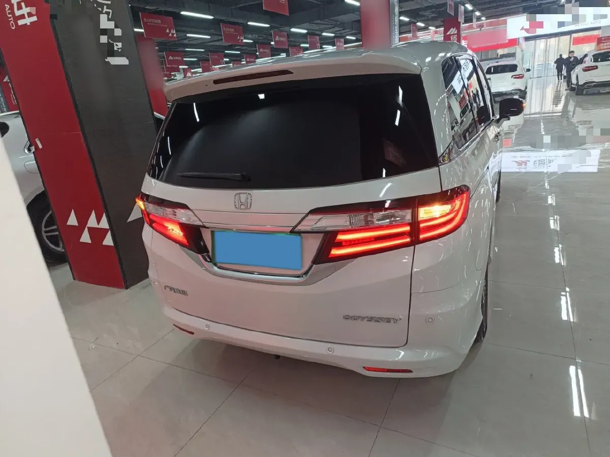 2018 Honda Odyssey 2.4L 186HP L4 CVT,autocango,china used car exporter,china ev exporter,chinese used car exporter,chinese used ev exporter