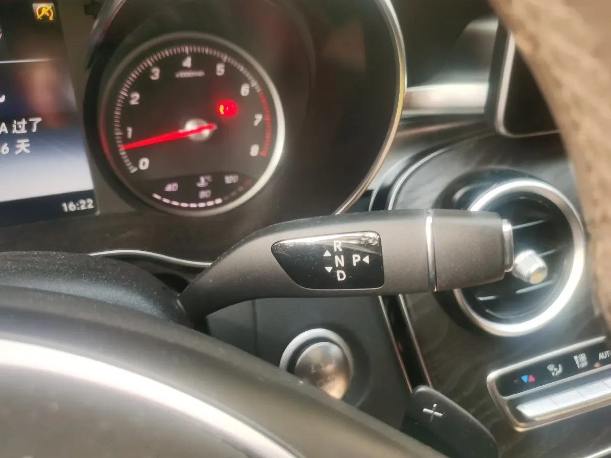 2016 Mercedes-Benz C Class 2.0T 184HP L4 7AT,autocango,china used car exporter,china ev exporter,chinese used car exporter,chinese used ev exporter