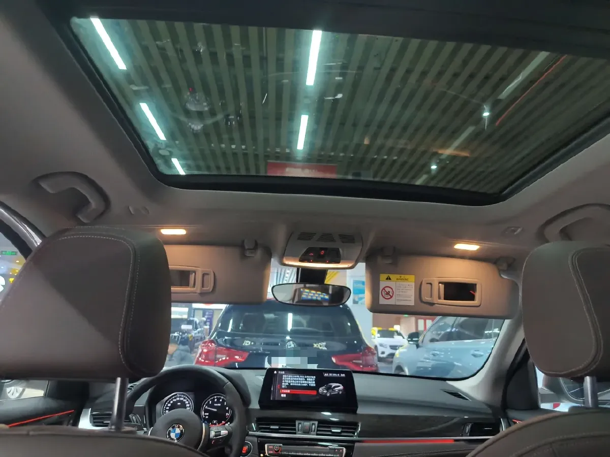 2020 BMW X1 2.0T 192HP L4 8AT,autocango,china used car exporter,china ev exporter,chinese used car exporter,chinese used ev exporter