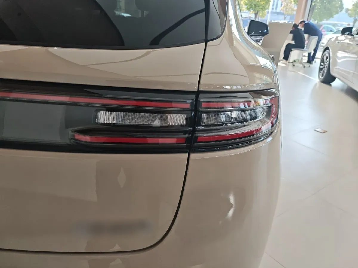 2022 AITO AITO M5 BEV 80KWH,autocango,china used car exporter,china ev exporter,chinese used car exporter,chinese used ev exporter