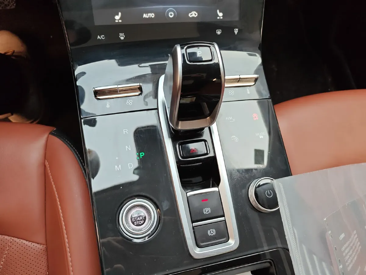 2021 Geely Tugella 2.0T 238HP L4 8AT,autocango,china used car exporter,china ev exporter,chinese used car exporter,chinese used ev exporter