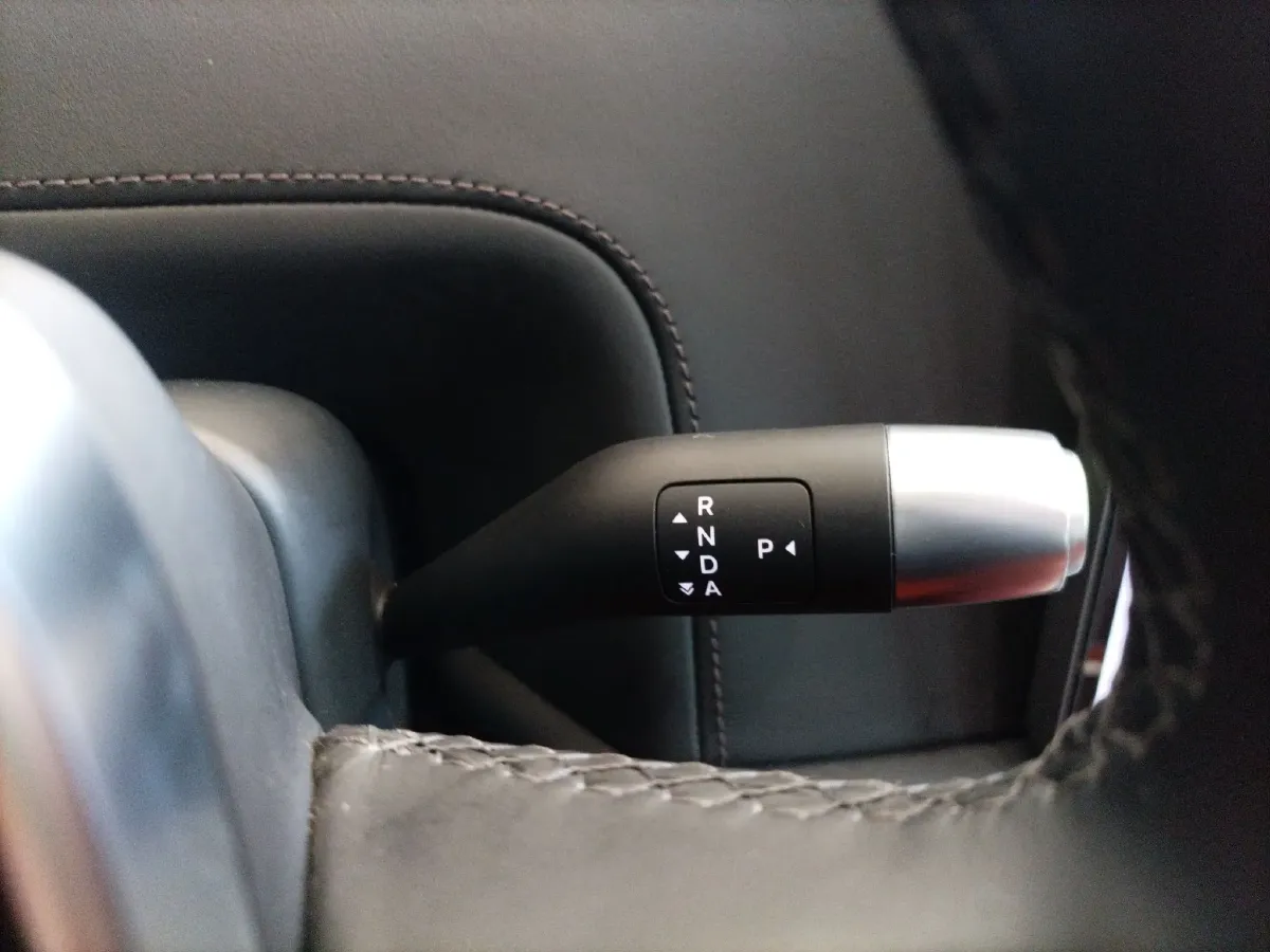 2023 Li L8 Range Extended 154HP REEV 40.9KWH,autocango,china used car exporter,china ev exporter,chinese used car exporter,chinese used ev exporter