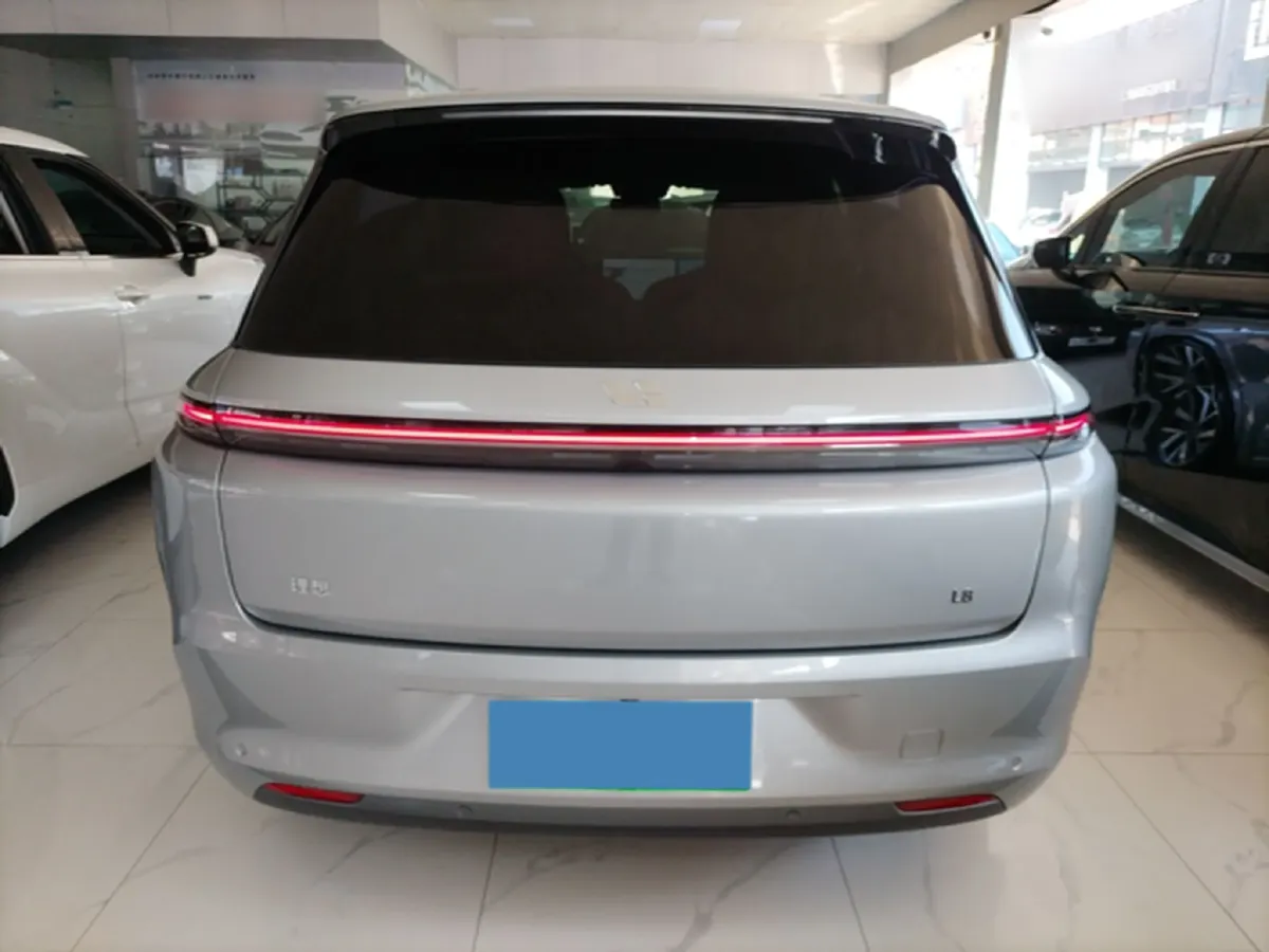 2023 Li L8 Range Extended 154HP REEV 40.9KWH,autocango,china used car exporter,china ev exporter,chinese used car exporter,chinese used ev exporter