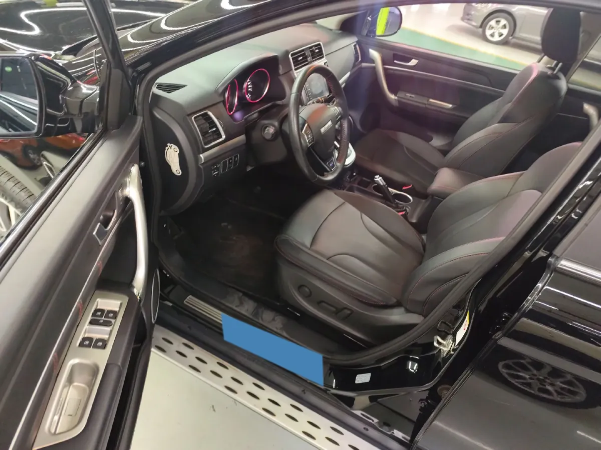 2017 Haval H6 1.5T 150HP L4 6AT,autocango,china used car exporter,china ev exporter,chinese used car exporter,chinese used ev exporter