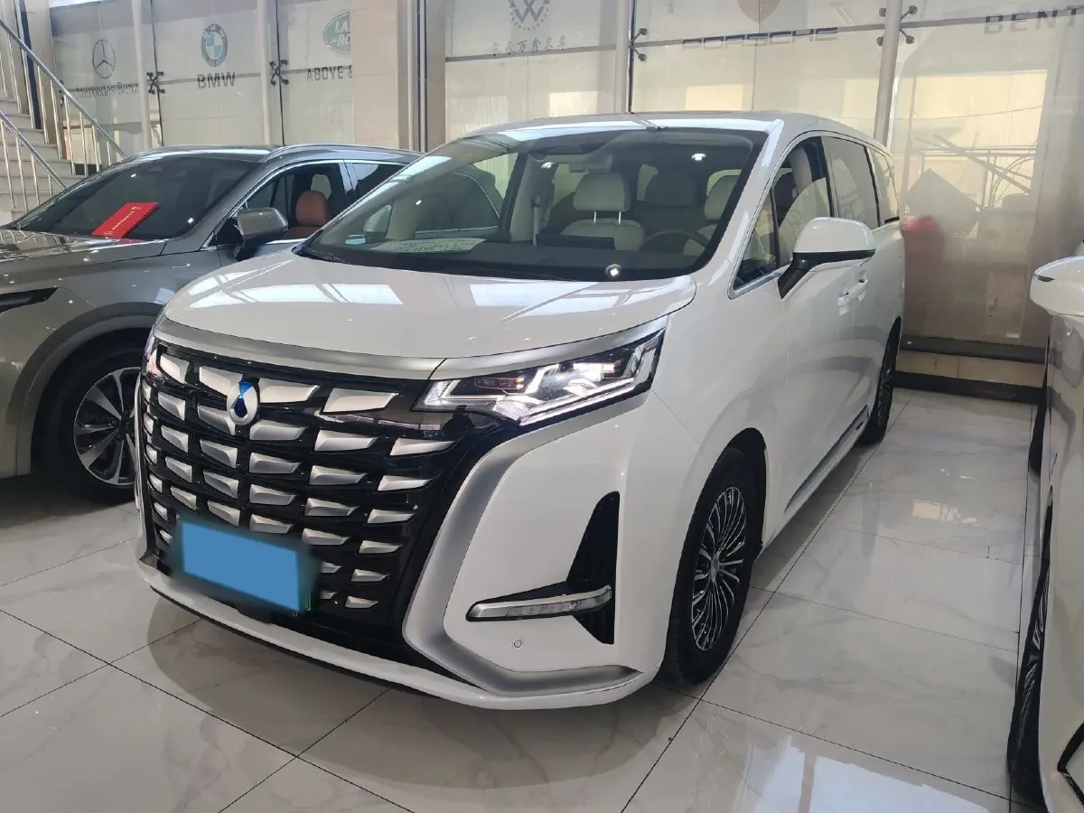 2022 Denza D9 1.5T 139HP L4 E-CVT PHEV 40.06KWH,autocango,china used car exporter,china ev exporter,chinese used car exporter,chinese used ev exporter