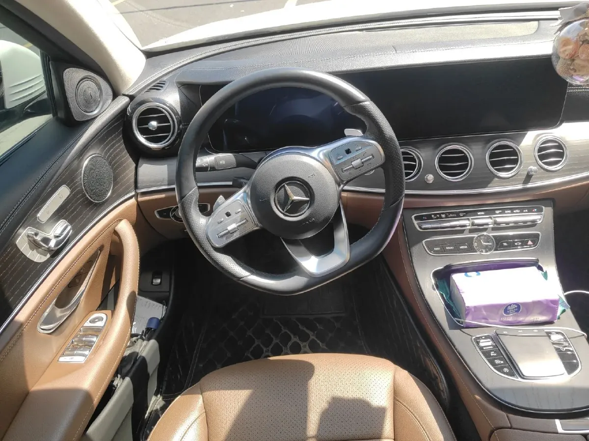 2020 Mercedes-Benz E Class 2.0T 258HP L4 9AT,autocango,china used car exporter,china ev exporter,chinese used car exporter,chinese used ev exporter