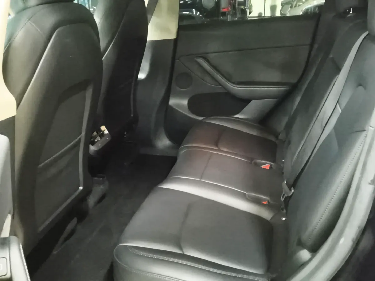 2023 Tesla Model Y BEV 60KWH,autocango,china used car exporter,china ev exporter,chinese used car exporter,chinese used ev exporter