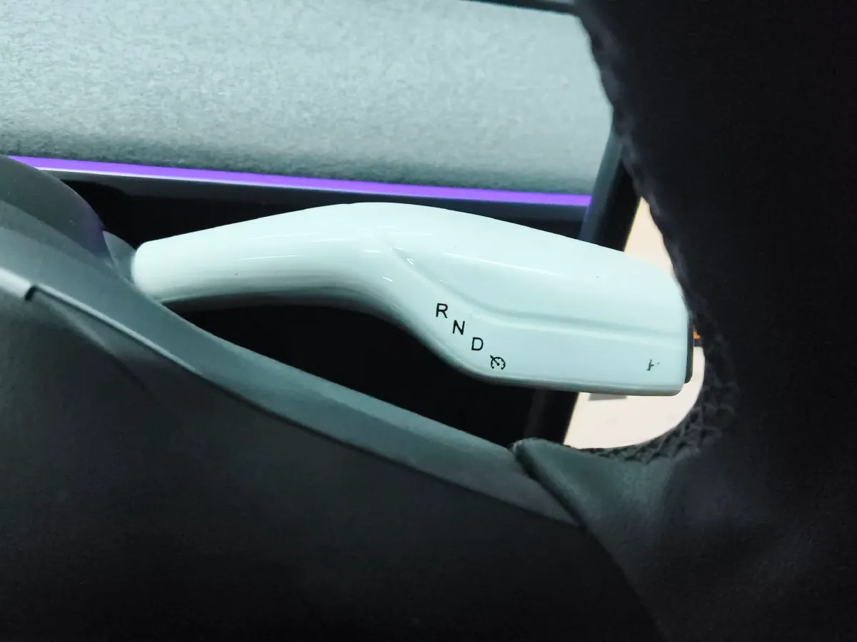 2023 Tesla Model Y BEV 60KWH,autocango,china used car exporter,china ev exporter,chinese used car exporter,chinese used ev exporter