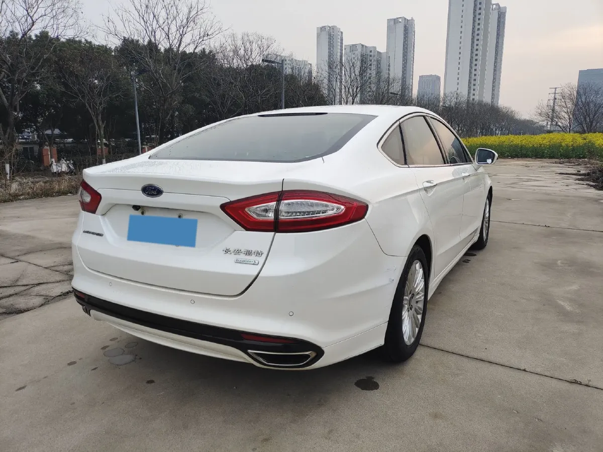 2013 Ford Mondeo 2.0T 203HP L4 6AT,autocango,china used car exporter,china ev exporter,chinese used car exporter,chinese used ev exporter