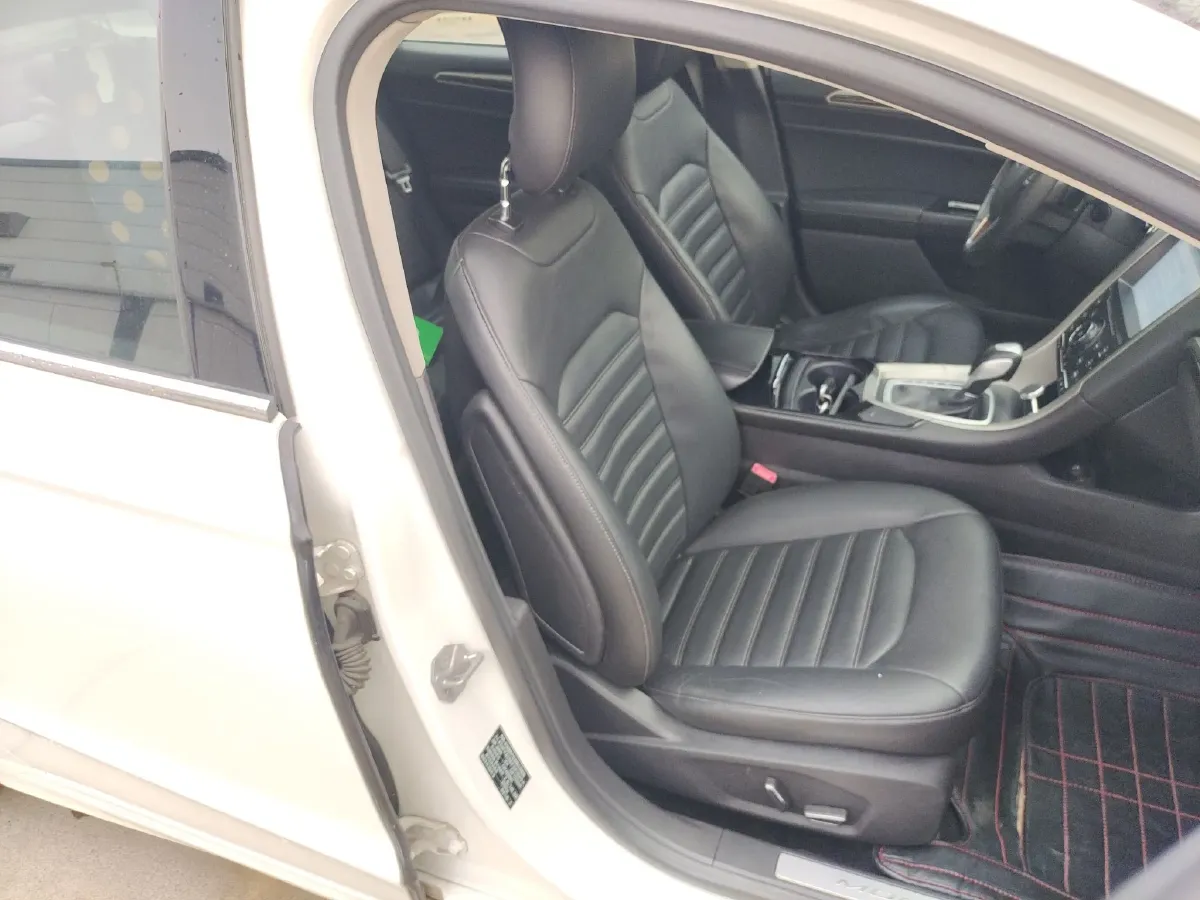 2013 Ford Mondeo 2.0T 203HP L4 6AT,autocango,china used car exporter,china ev exporter,chinese used car exporter,chinese used ev exporter