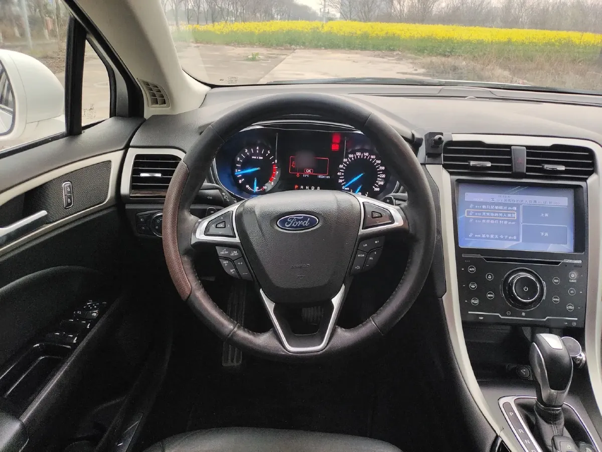 2013 Ford Mondeo 2.0T 203HP L4 6AT,autocango,china used car exporter,china ev exporter,chinese used car exporter,chinese used ev exporter