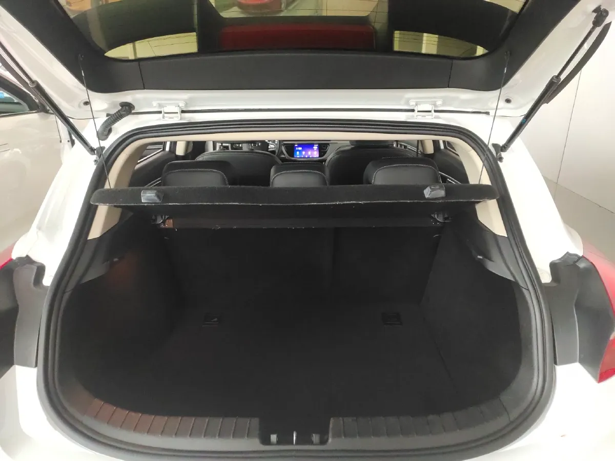 2019 Geely Emgrand GL 1.4T 141HP L4 CVT,autocango,china used car exporter,china ev exporter,chinese used car exporter,chinese used ev exporter