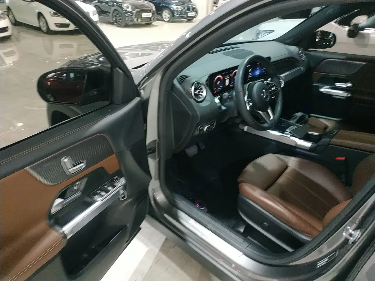 2020 Mercedes-Benz GLB Class 1.3T 163HP L4 7DCT,autocango,china used car exporter,china ev exporter,chinese used car exporter,chinese used ev exporter