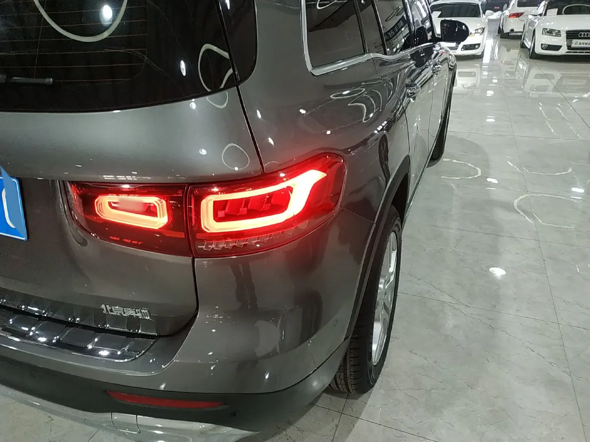 2020 Mercedes-Benz GLB Class 1.3T 163HP L4 7DCT,autocango,china used car exporter,china ev exporter,chinese used car exporter,chinese used ev exporter