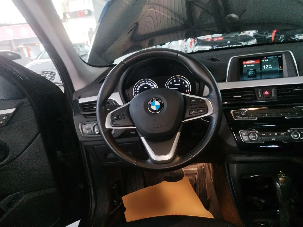 2018 BMW X1 2.0T 192HP L4 8AT,autocango,china used car exporter,china ev exporter,chinese used car exporter,chinese used ev exporter