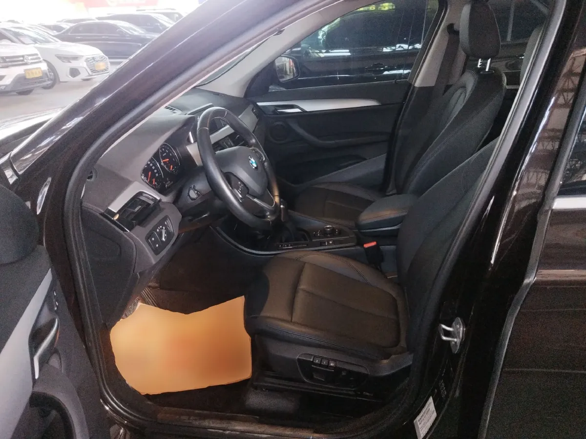 2018 BMW X1 2.0T 192HP L4 8AT,autocango,china used car exporter,china ev exporter,chinese used car exporter,chinese used ev exporter