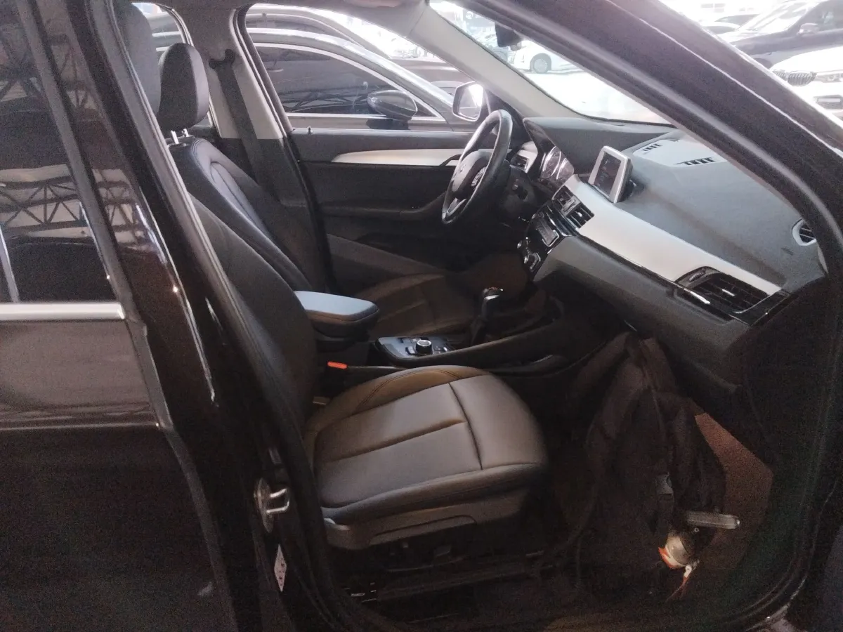 2018 BMW X1 2.0T 192HP L4 8AT,autocango,china used car exporter,china ev exporter,chinese used car exporter,chinese used ev exporter